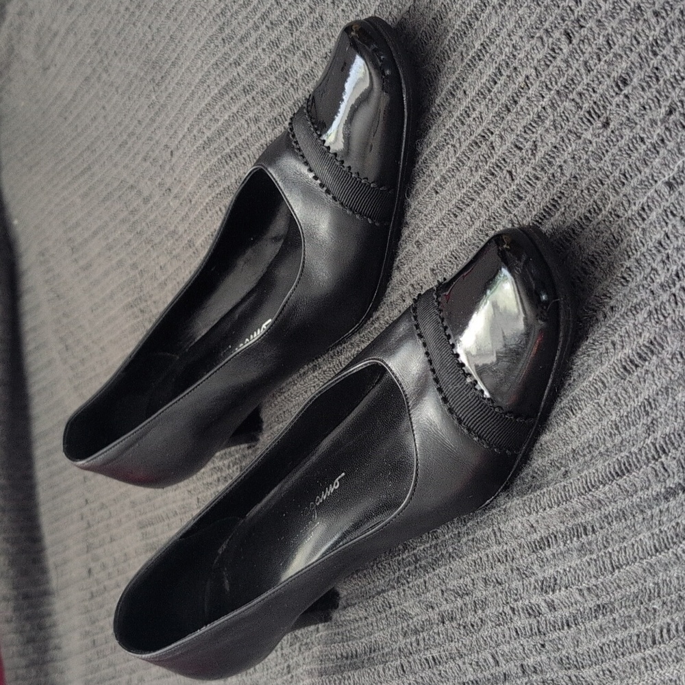 Salvatore Ferragamo Black‎ Women's Flats Size 9 - Made In Italy